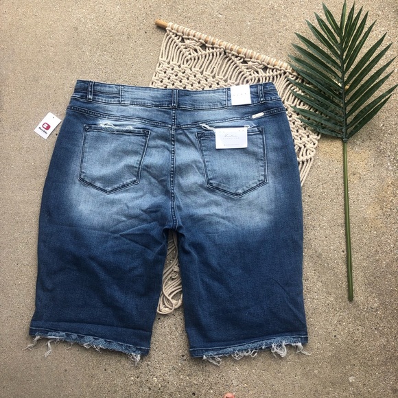New Plus Size Kancan Jean Shorts High Rise Bermuda Size 36 - Picture 7 of 7